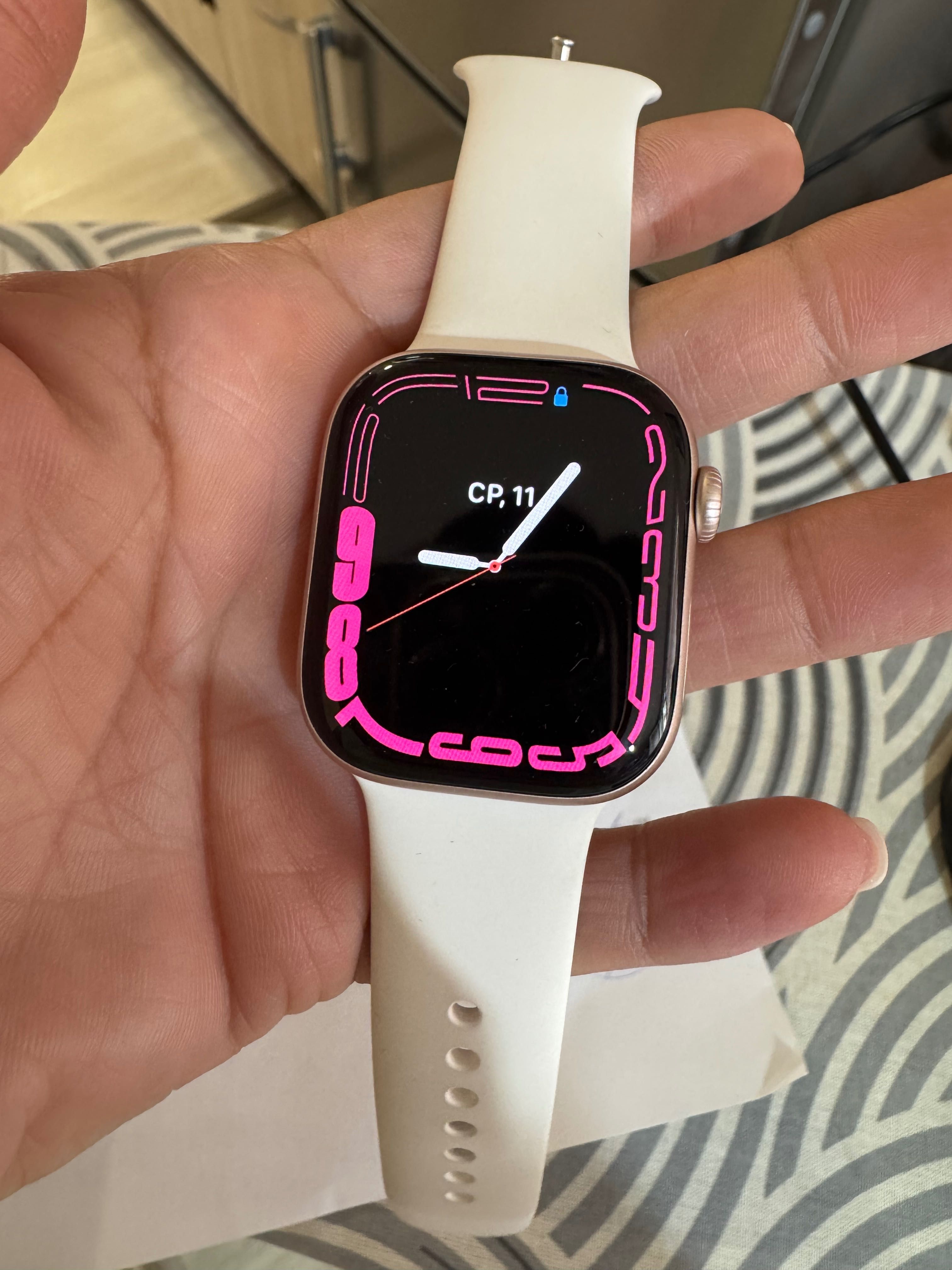 Часовник Apple 10