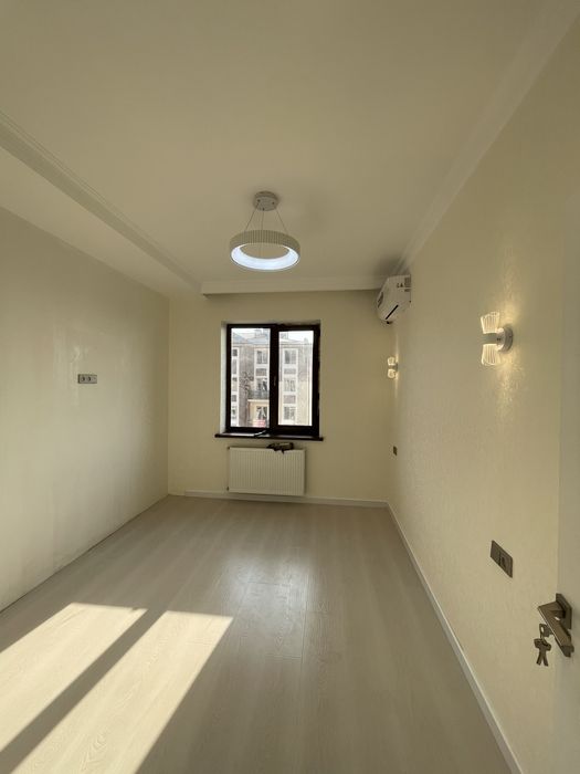 ijaraga uy faqat 2ta qiz qo'yiladi