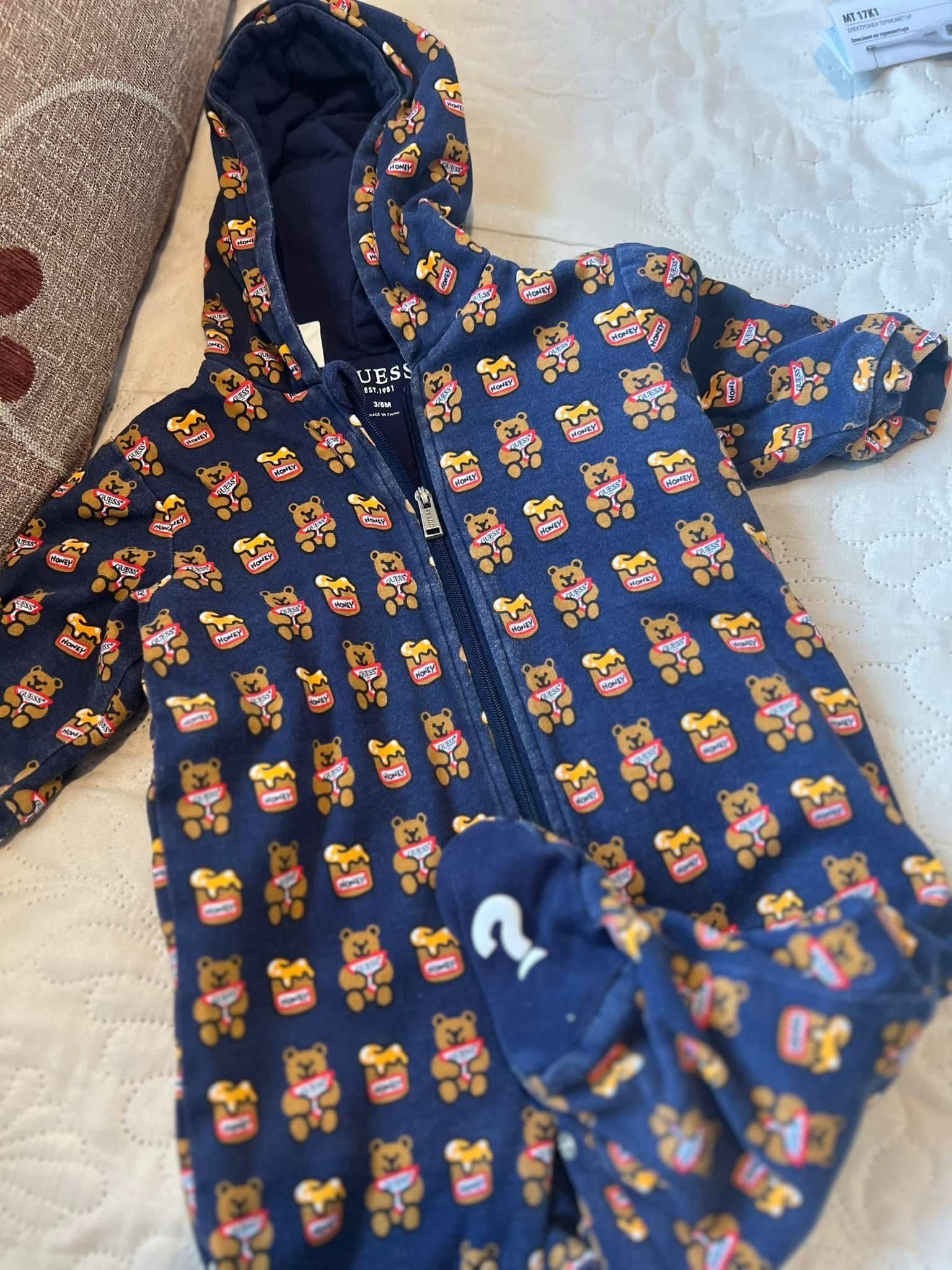 Космонавт Guess за бебче 3-6