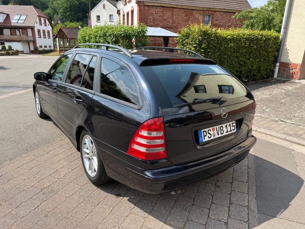 Mercedes Benz C220