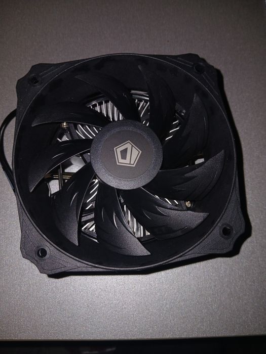 Продается кулер для процессора