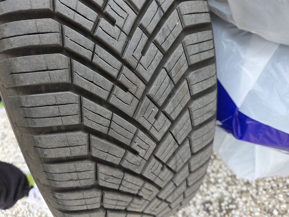 205/60 R16 Всесезонни гуми Continental