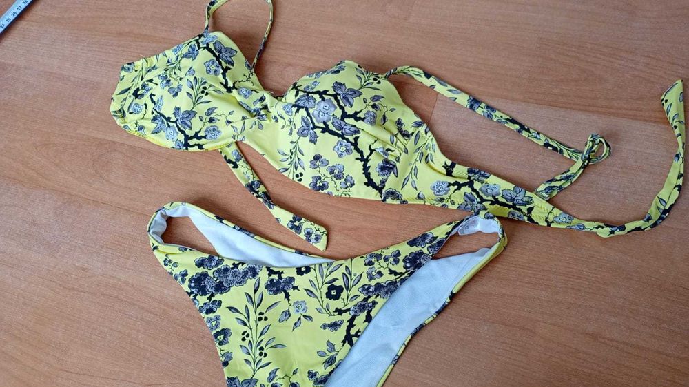 costum baie,  marimea 42