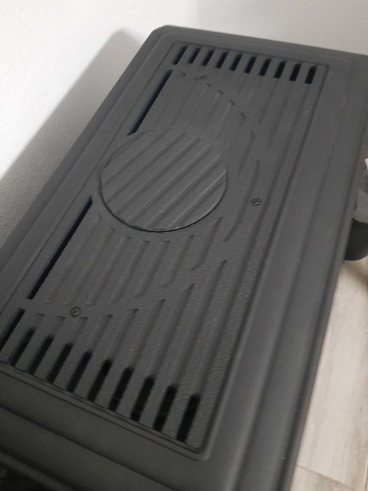 Șemineu fontă ,toată din fontă ,fără tablă