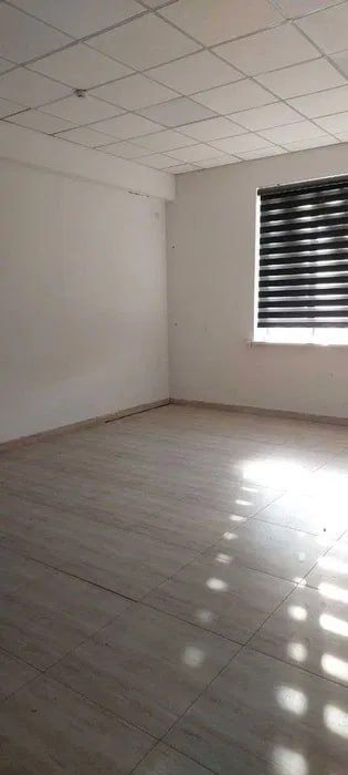 Учтепинский рн Олмос Тойхона 26м² 2этаж 1кабинет 1линия Юр адреса 24/7