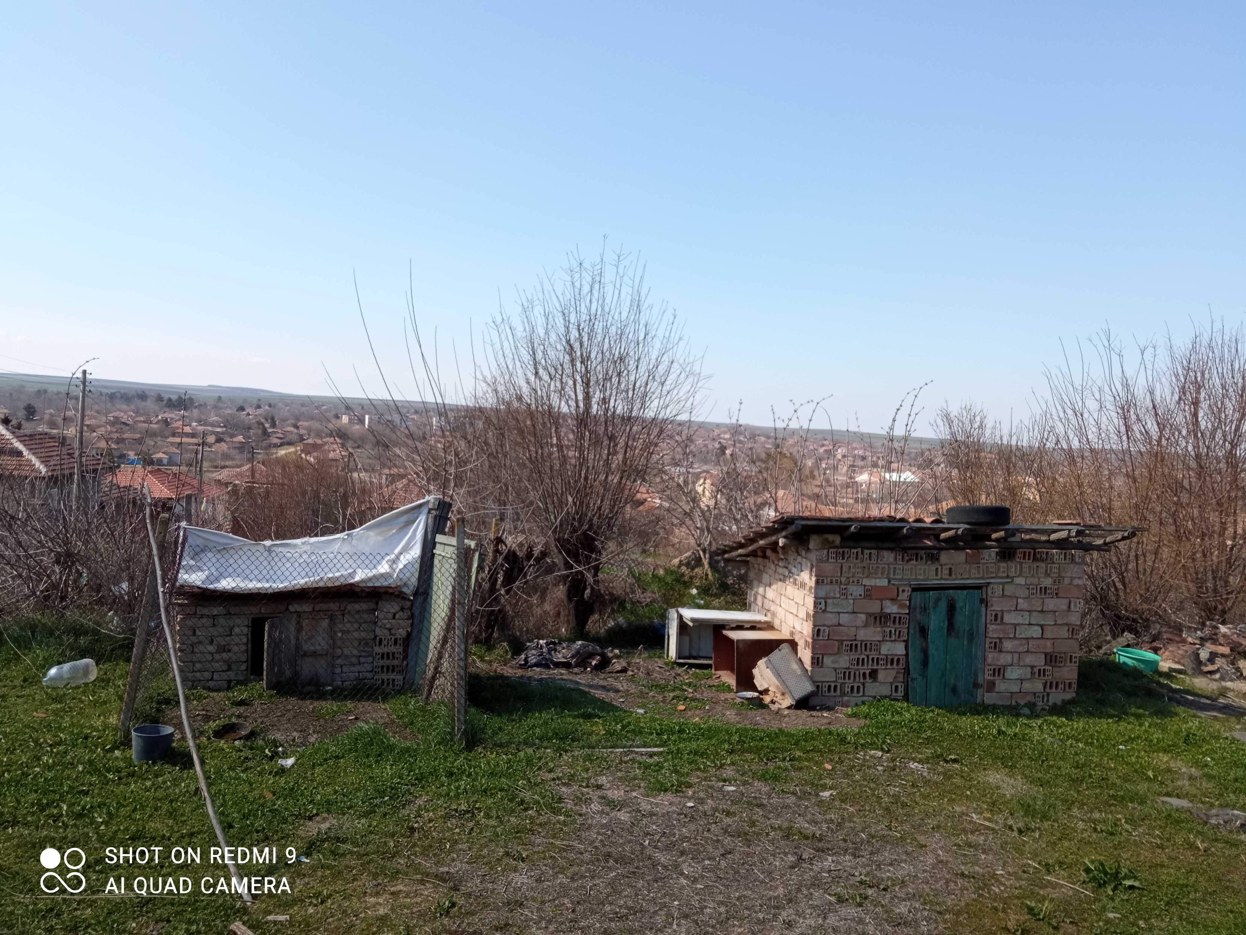 Отдава под наем къща в с.Овча могила