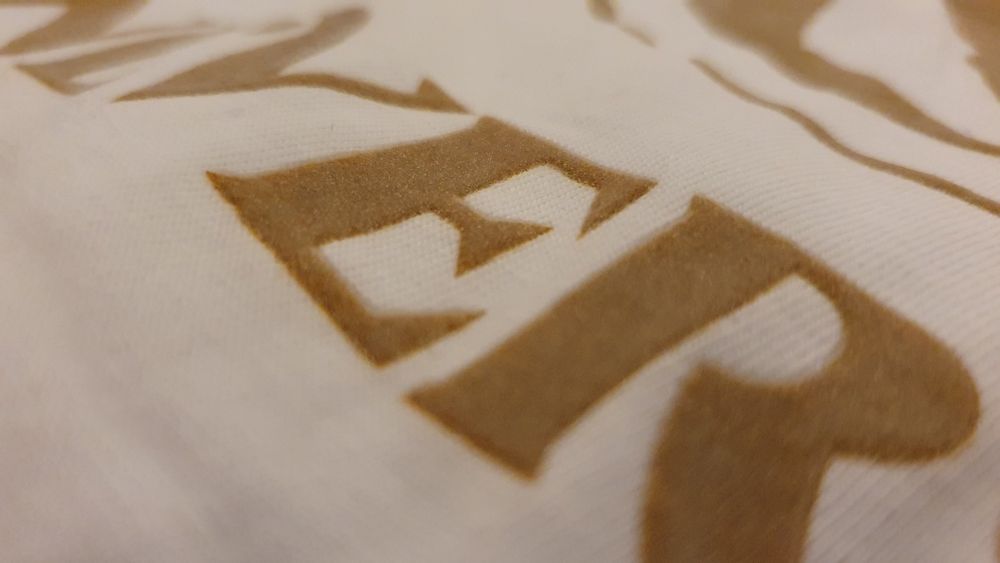 Tricou Damă V-Neck NEVERSEA FESTIVAL, Bumbac 100%, Alb-Gold, Mărime S