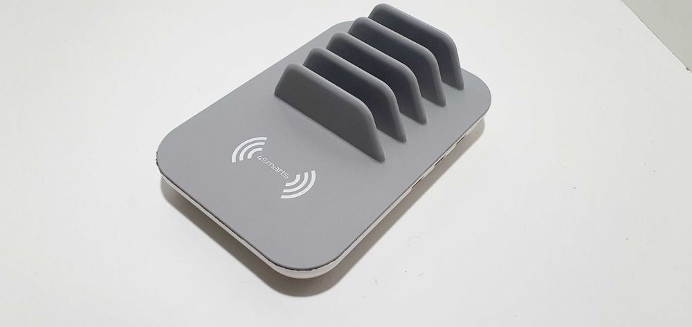 Statie de andocare cu prize 3xUSB, 1xUSB-C si Wireless