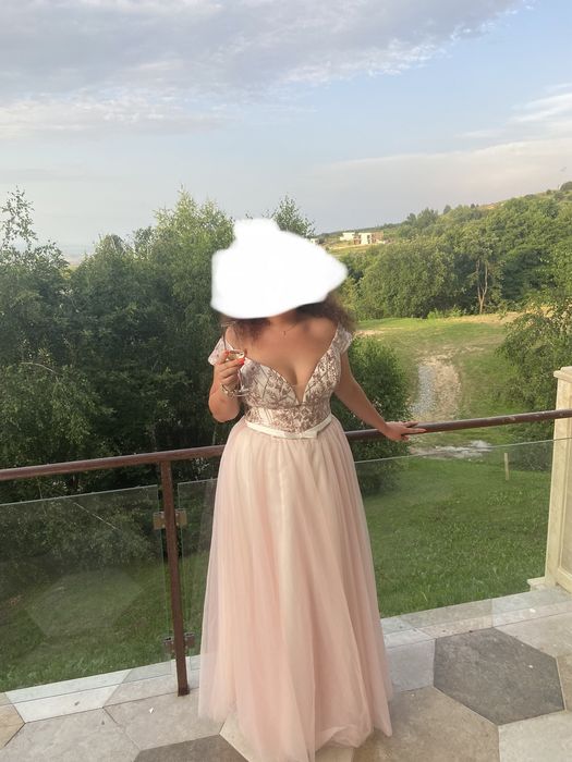 Vând rochie de ocazie