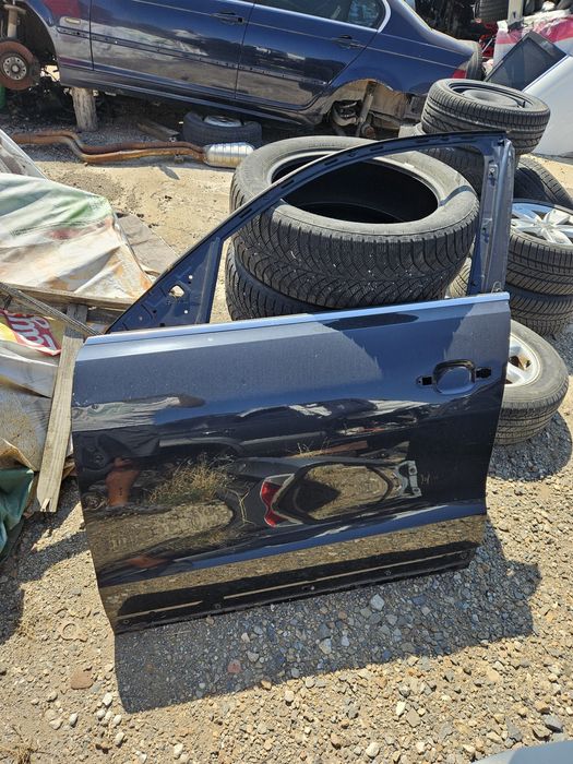 Предна лява врата за Audi q5 2011god