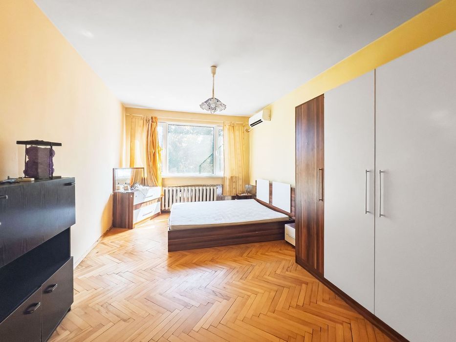 3-стаен в Плевен-Център площ 90 цена 100000