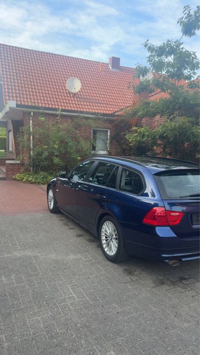 Bmw 318D Touring 2012