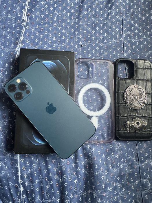 Iphone 12 …………..