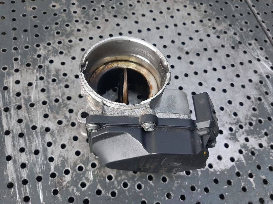 Clapeta acceleratie 1.9 tdi bls audi a3 8p skoda fabia 2 vw touran golf 5 jetta 3 03g128063m