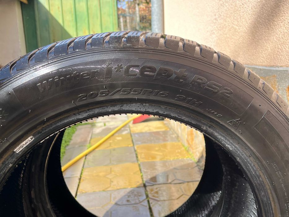2 бр. зимни гуми Hankook 205/55/16