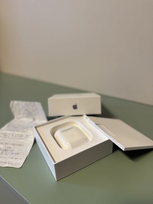 Air pods second generation