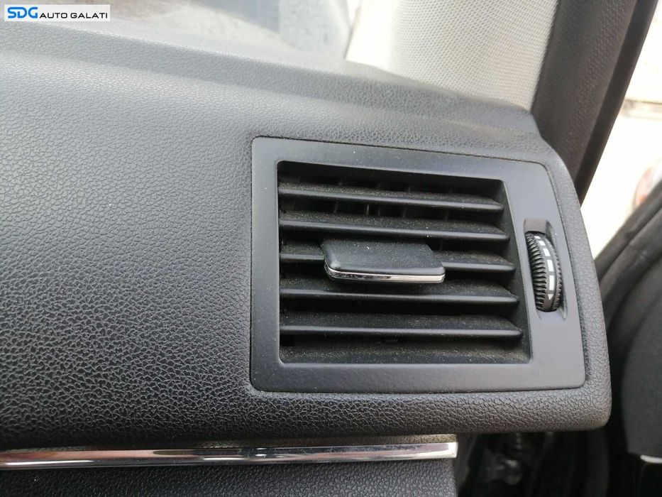Gura Grila Aer Aerisire Ventilatie Bord Dreapta Mercedes W245 Clasa B Class 2005 - 2012