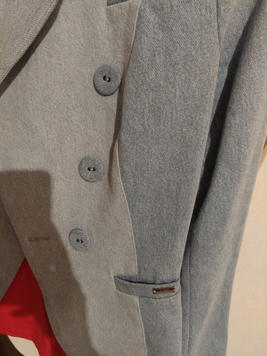 Блейзер Алеса 200 лв.