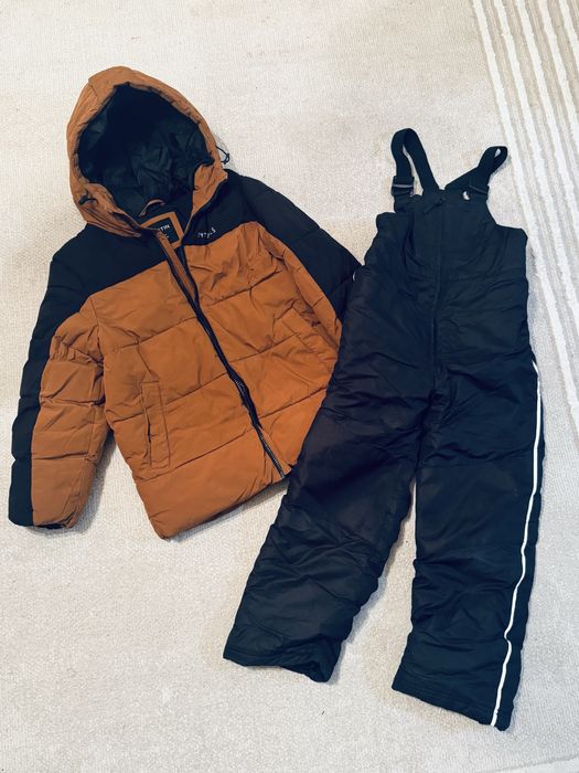 Продам комбинезон и пуховик детский размер 128 см