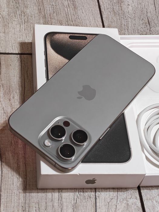 iPhone 15 Pro Max 256 gb akb 90 полный комплект