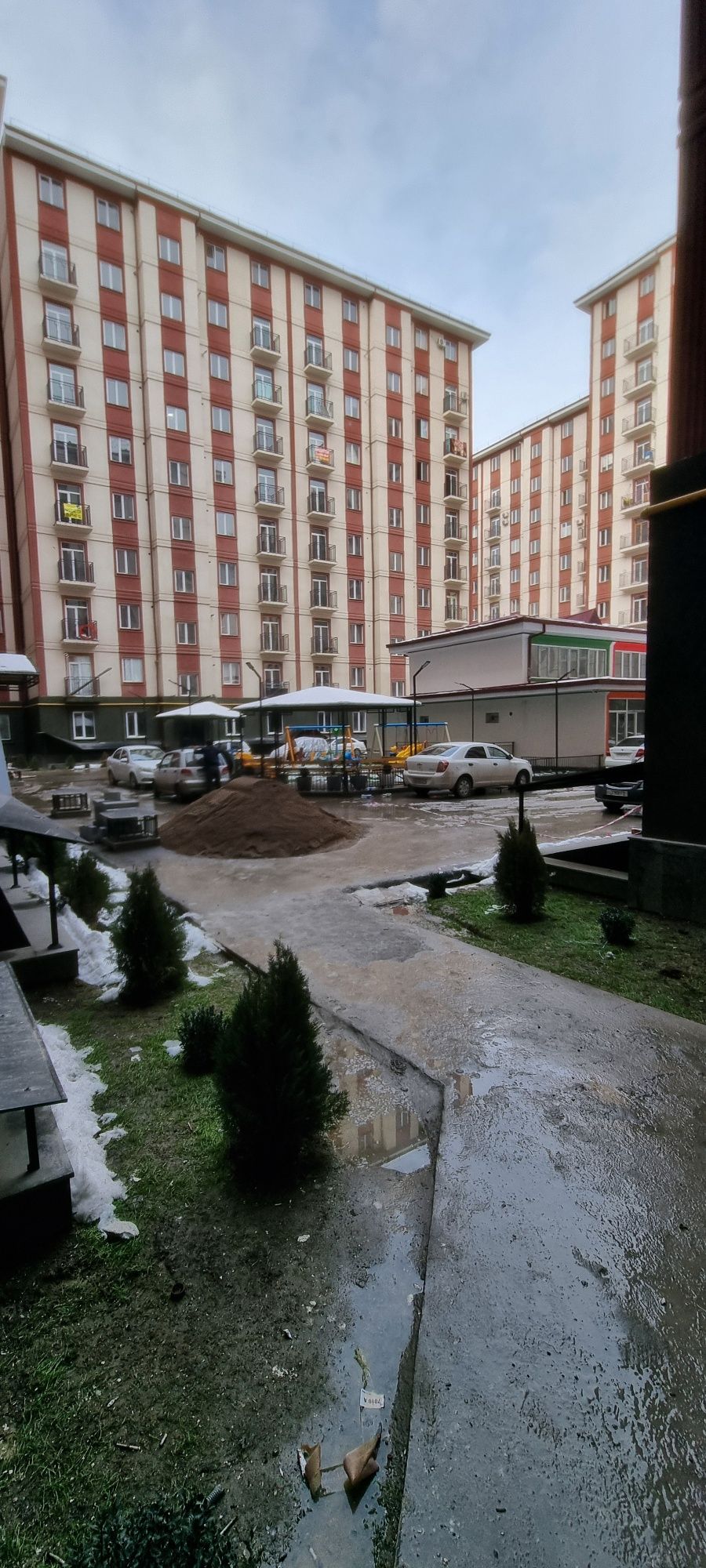 Продается уютная квартира в Nice Village!  Площадь с подвалом: 155 м²