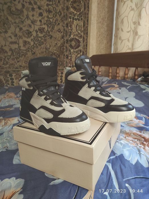 Ilvi brend ayollar oyoq kiyimi