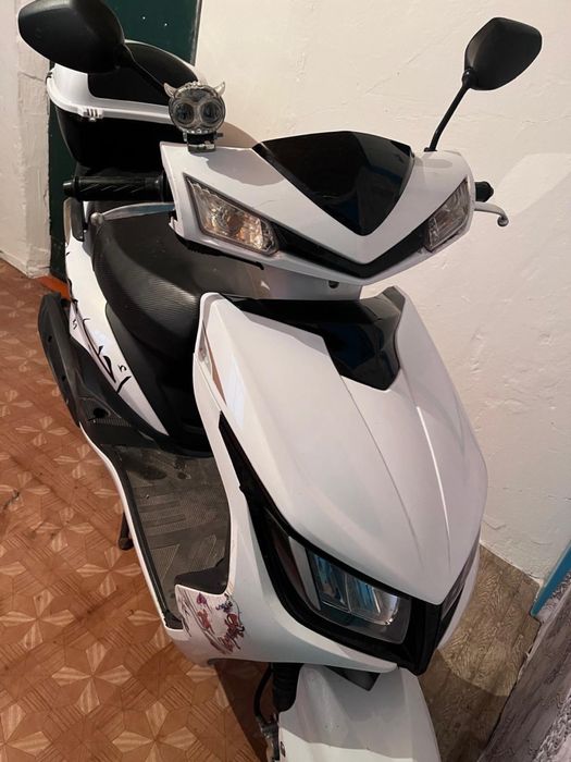 Продам мопед        М8