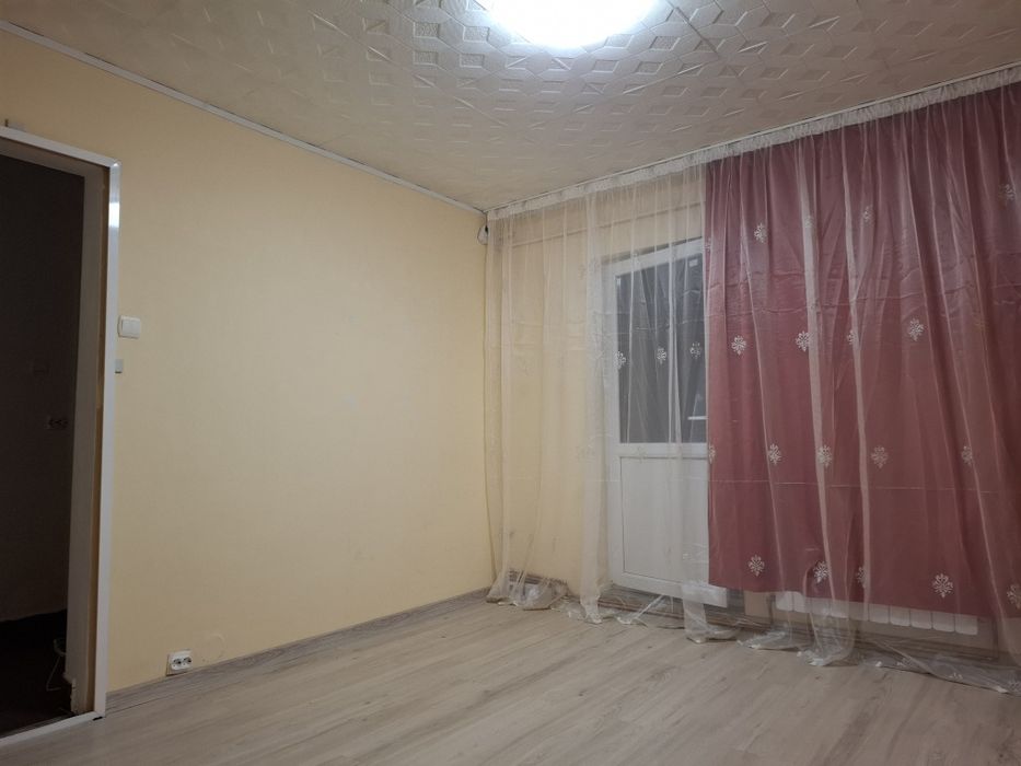 Apartament  cu o cameră  în Pitești , zona Mall