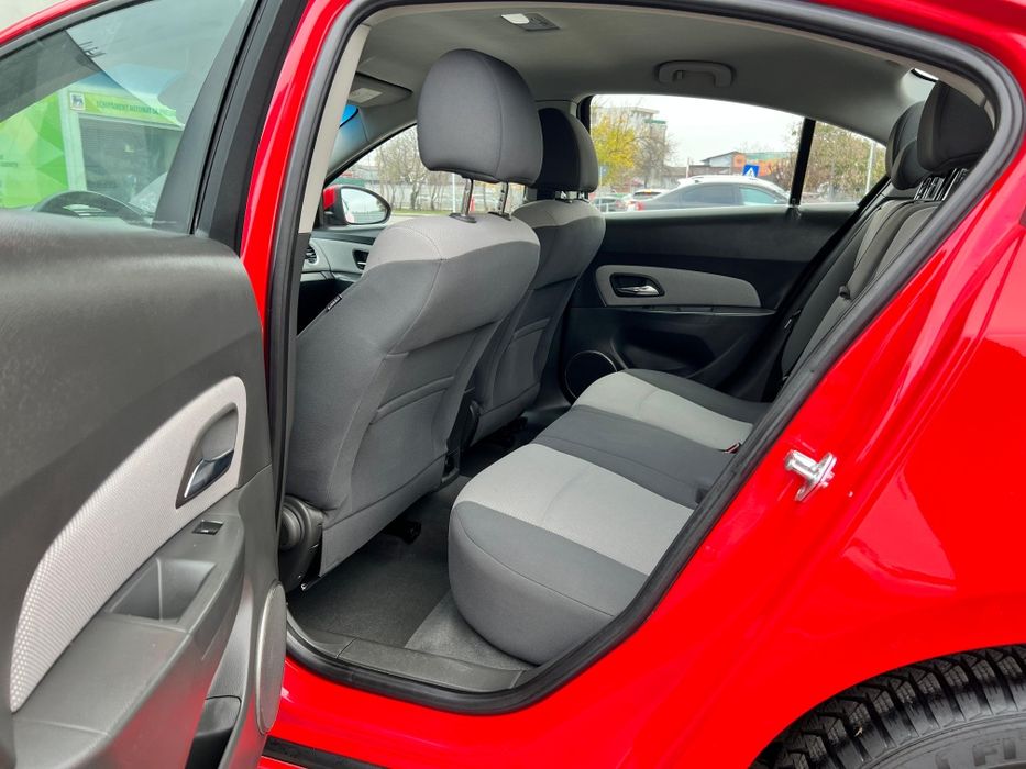 Chevrolet Cruze 2010 1.6 benzina Model Deosebit ! Primul propietar