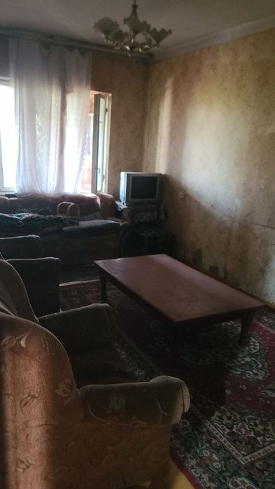 Сдаётся 3)4)4эт.домаСергели Спутник 15кв..350у.е .кв обставлена