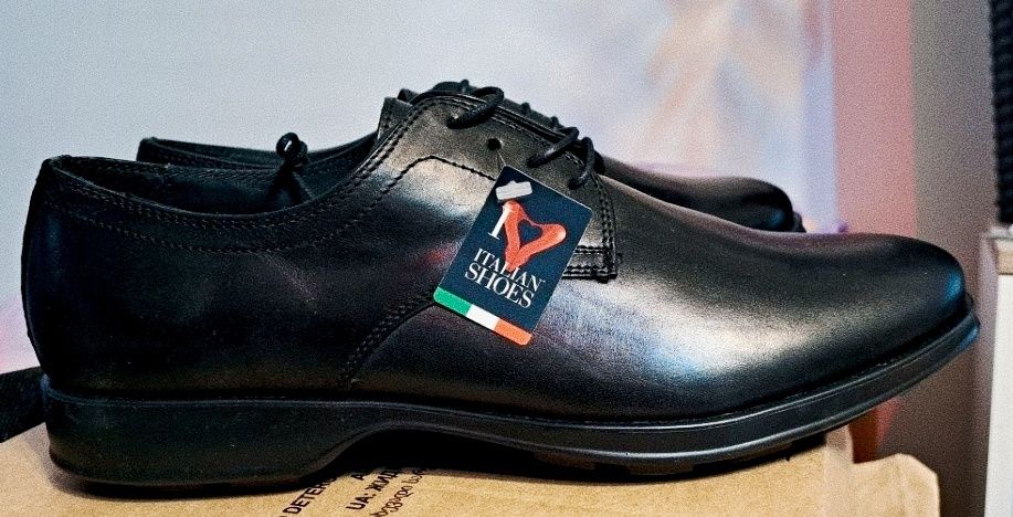 Pantofi piele Soldini Italy.