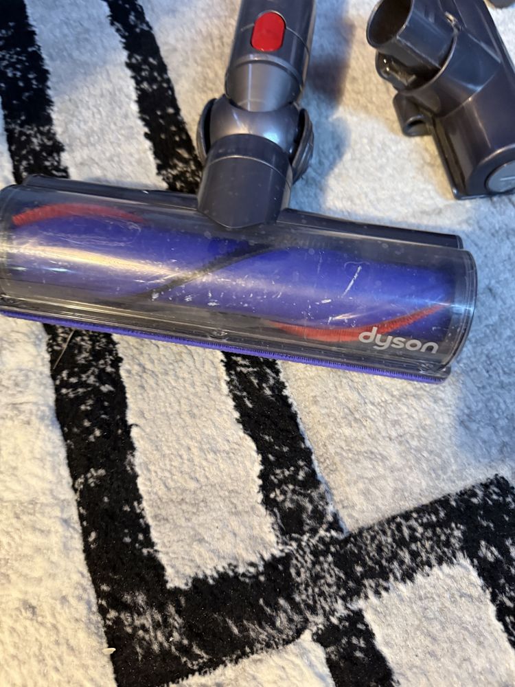 Aspirator dyson v7 motorhead impecabil