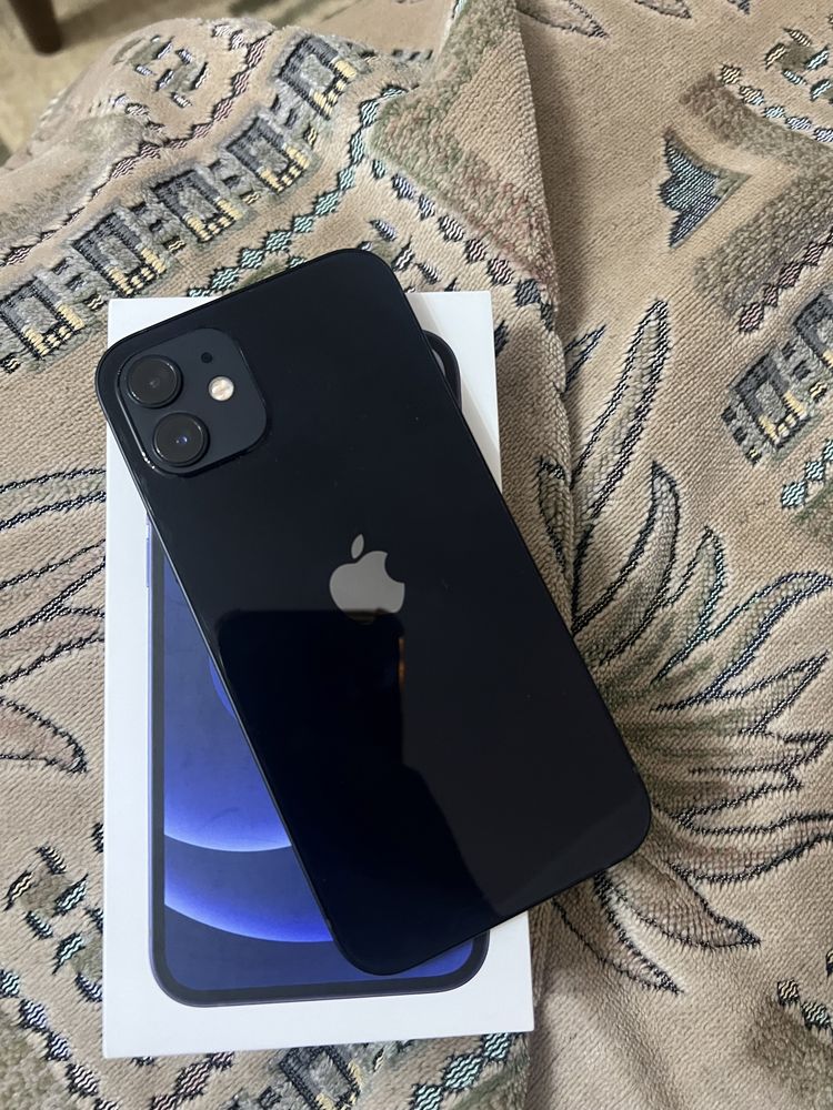 iPhone 12 Black 64gb