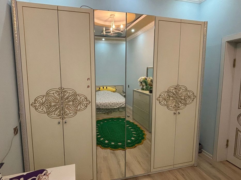 Спальный гарнитур сатылады.Өте жақсы жағдайда.