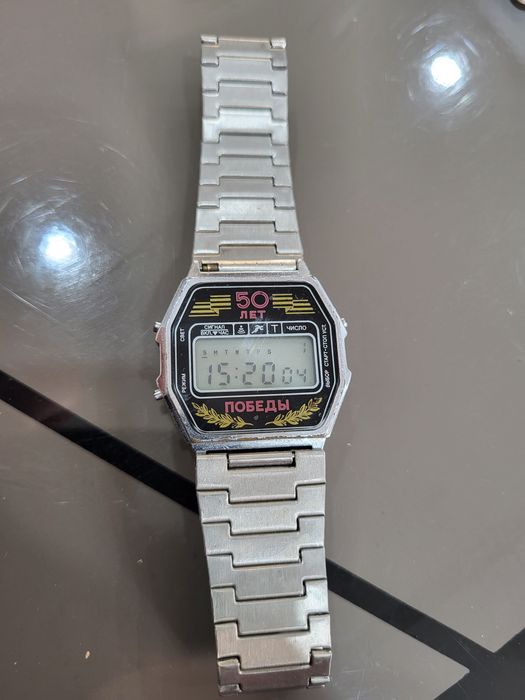 Часы Электроника.