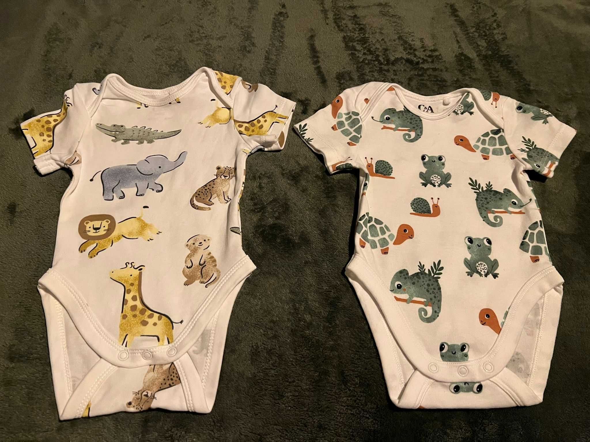 Body-uri bebe 2-3 luni C&A