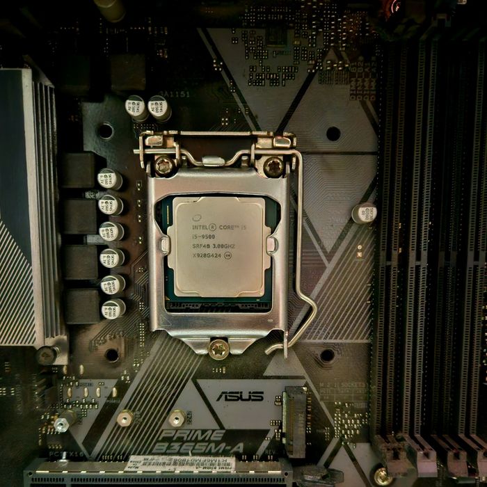 Kit Intel Core I5 9500 + Asus Prime B365M-A + RAM