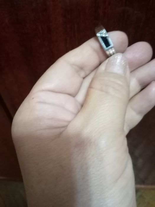 Мужское серепрянное кольцо с цирконом размер 21