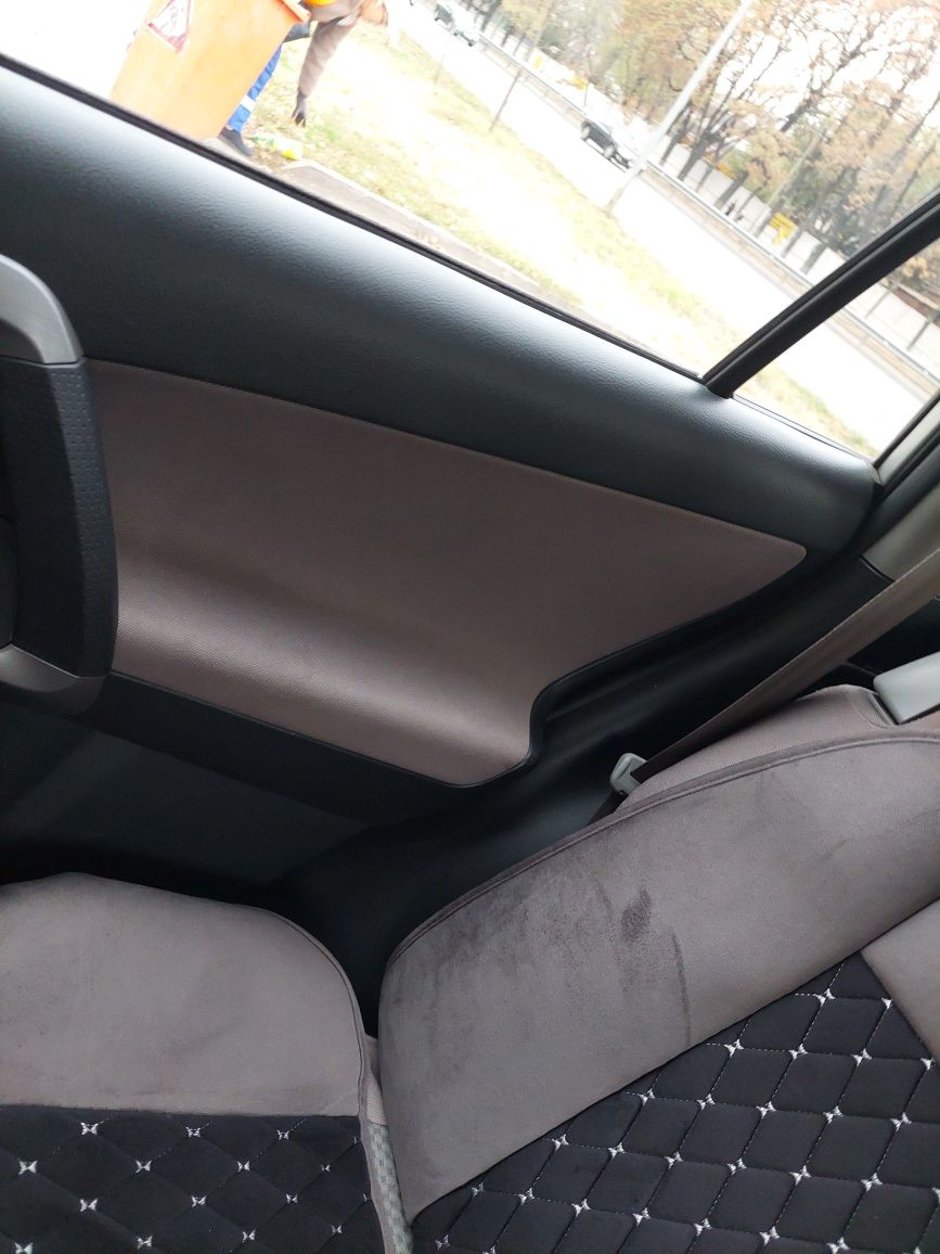 Продам Раф4 RAV4
