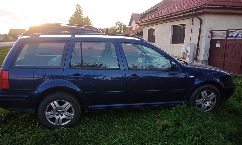 vand Volswagen Golf 2004 cutie de viteza automata