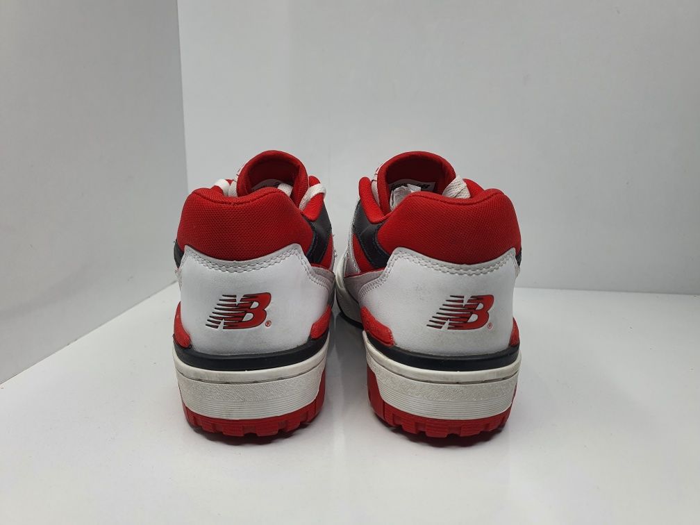 Кецове New Balance 550

Носени няколко пъти, 
в отлично състояние.

Ра