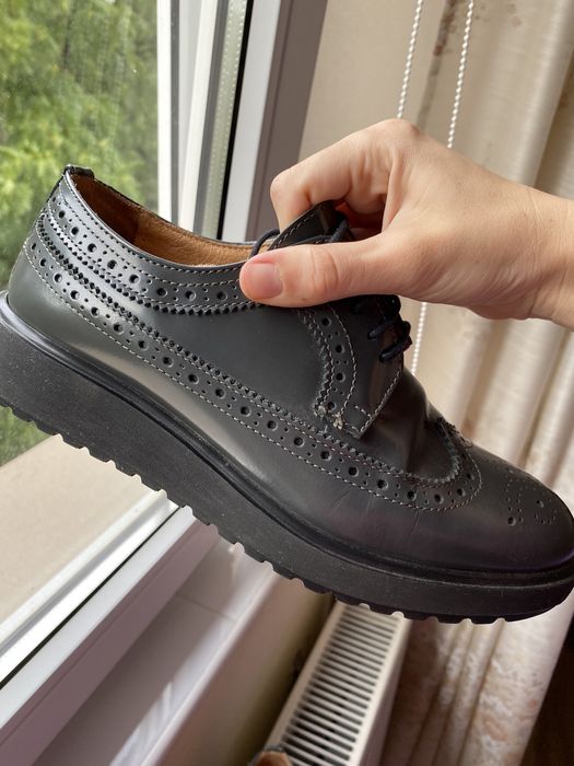 Pantofi gri din piele