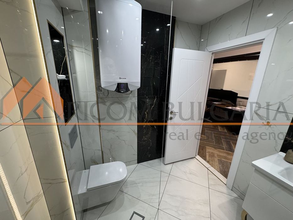 Продава се Тристаен апартамент в Варна, м-т Св. Никола - 124 кв.м за 2400 €/кв.м - Снимка #2