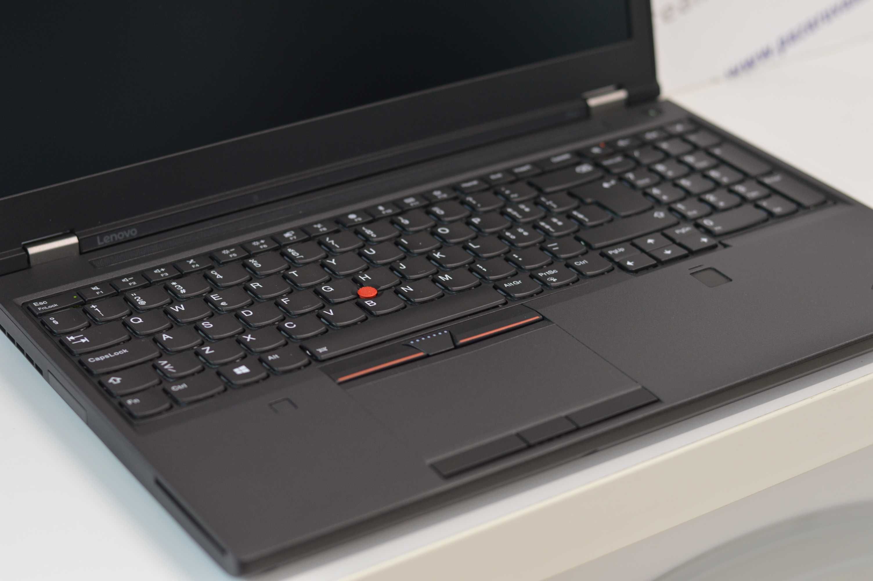 Lenovo ThinkPad P51 - Intel Core i7-7700HQ / 32GB DDR4 / 512GB SSD