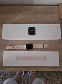 Apple Watch 5, GPS, Carcasa Aluminium 40mm, Black Pink Ban