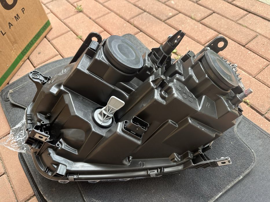 Far dreapta Dacia Duster 2018-2022