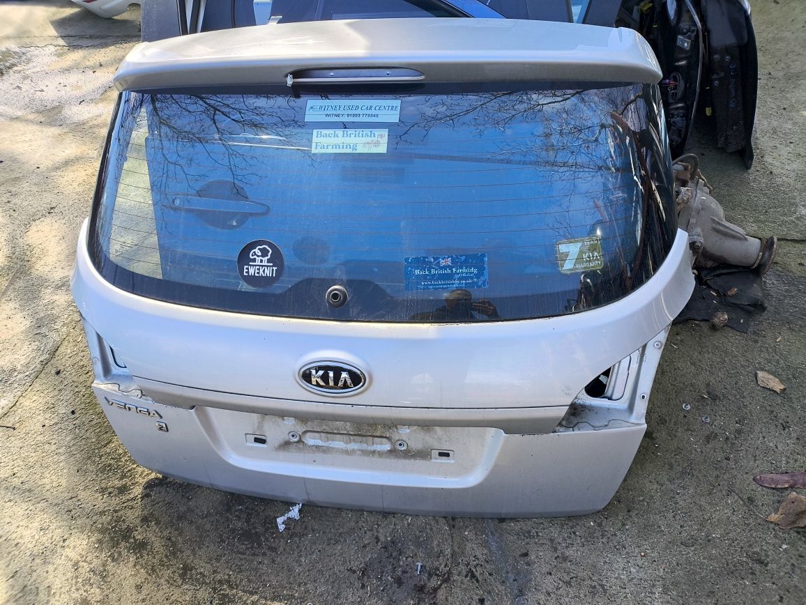 Заден капак за Kia Venga