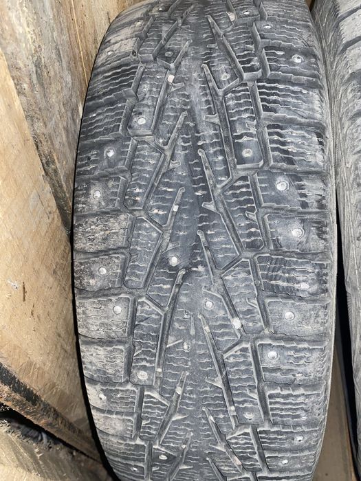 Зимние шины комплект