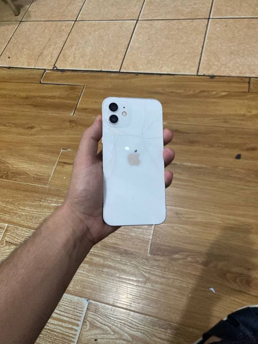 Iphone 12 sotiladi