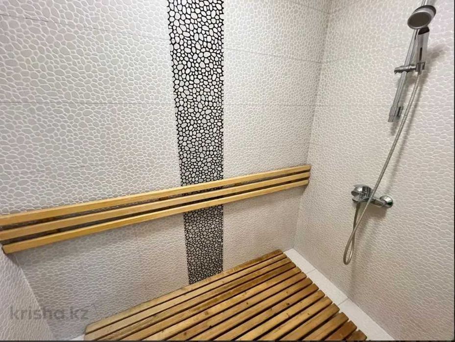 Продается дом в центре г.Караганды!